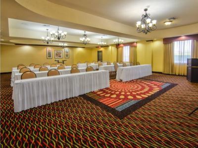 Hotel Express & By Ihg Terrell