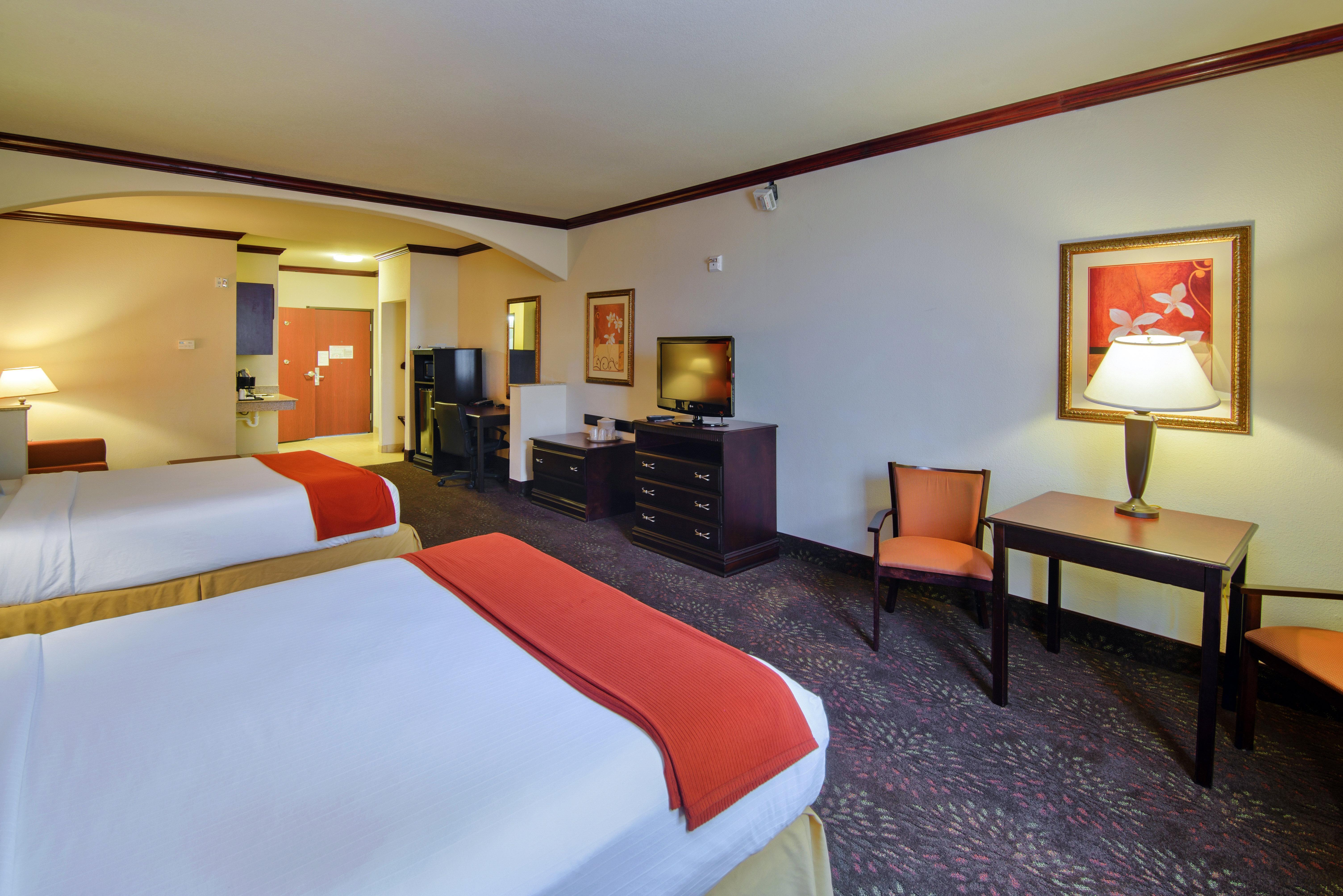 Hotel Express & By Ihg