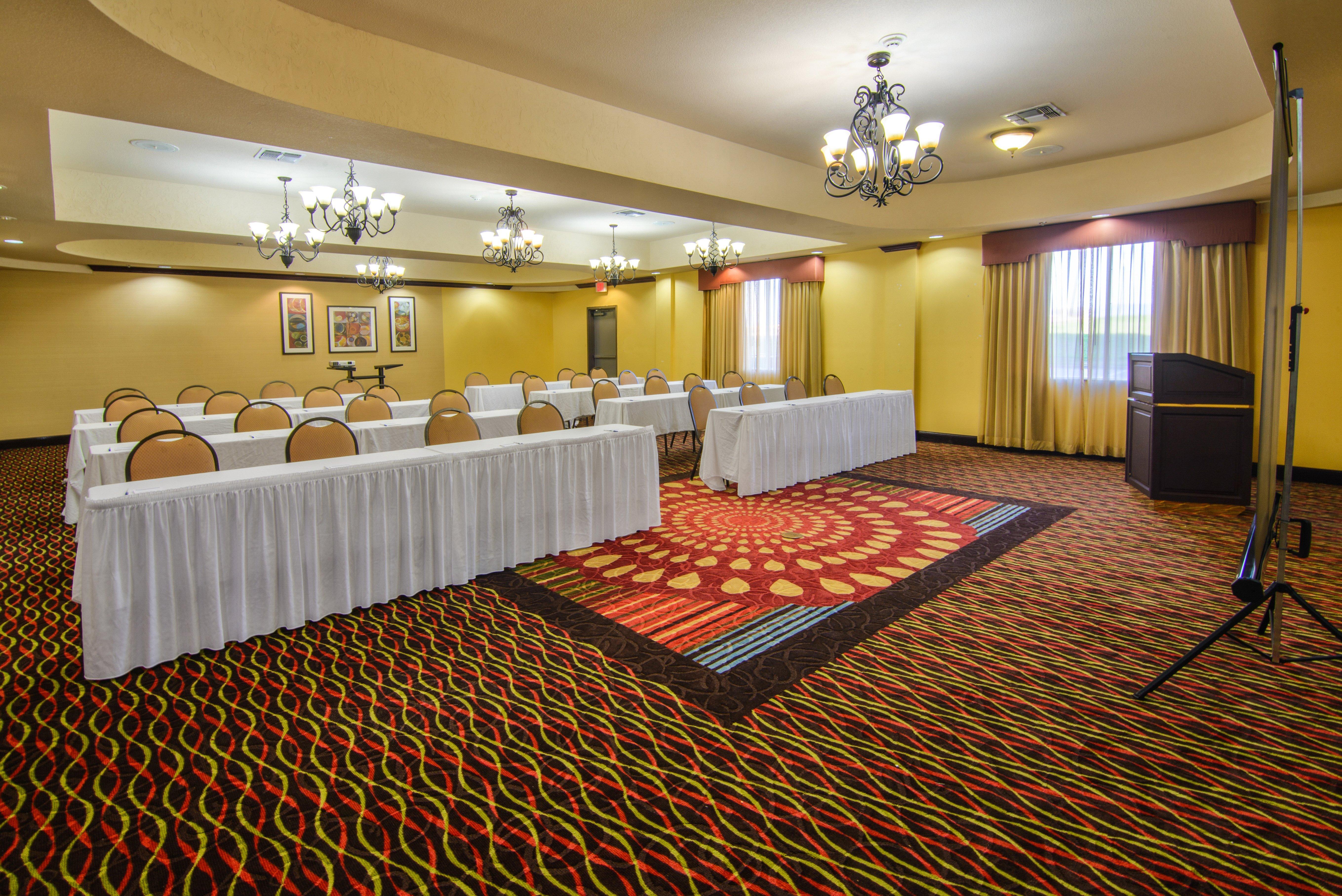Hotel Express & By Ihg