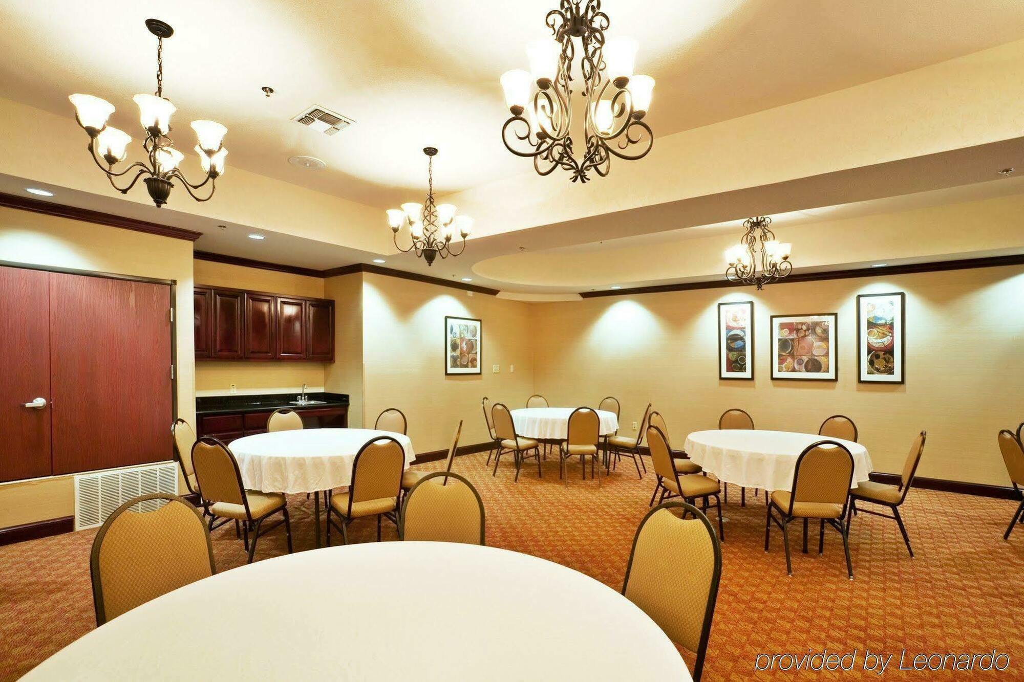Hotel Express & By Ihg 2*