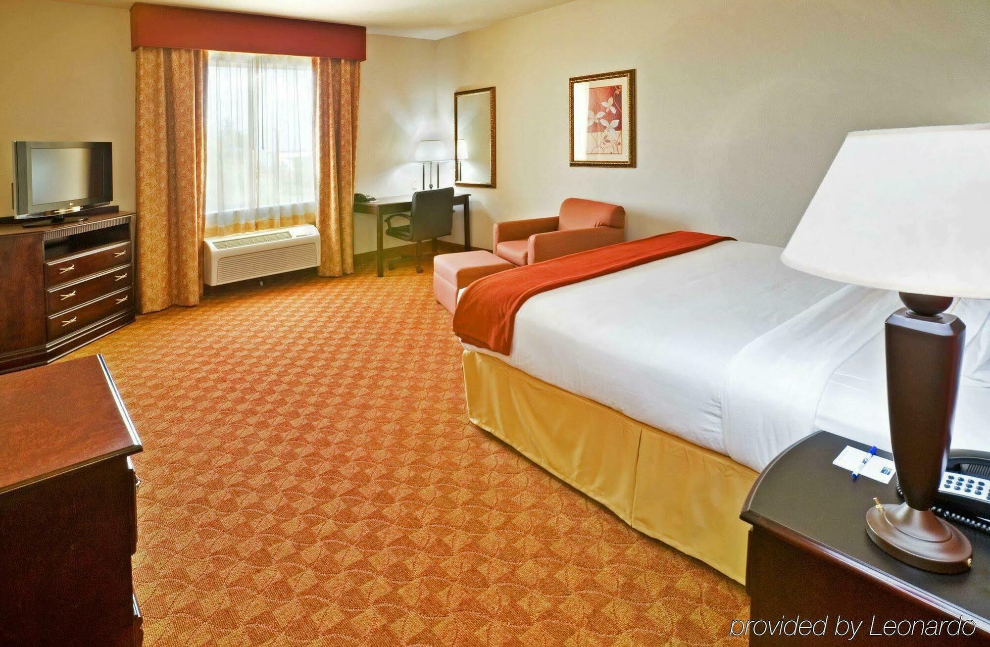 Hotel Express & By Ihg